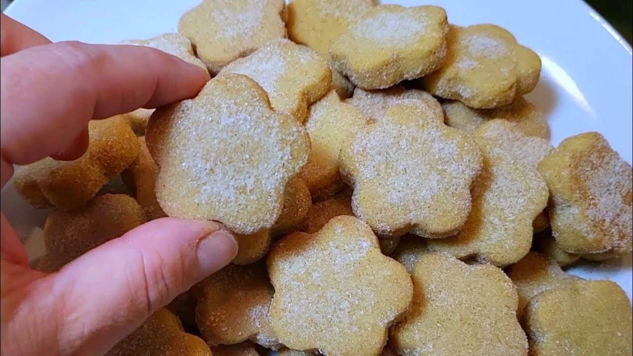 These cookies will melt in your mouth! HOJARASCAS Recipe