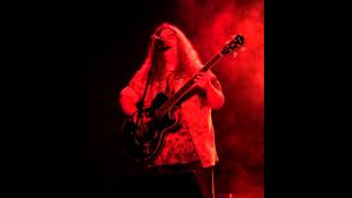 Back Door Man/Crossroads (Willie Dixon/Robert Johnson Cover)