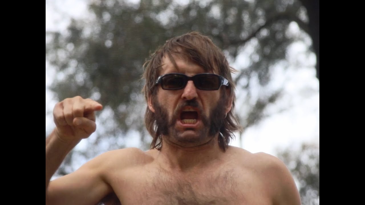 Παρακολούθηση MILKSICK - The Omen! (Official Music Video) στο YouTube Παρακολούθηση MILKSICK - The Omen! (Official Music Video) στο YouTube