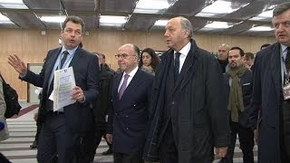 Roissy: Laurent Fabius veut attirer plus de touristes - 28/04