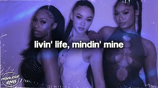 FLO - Summertime (Lyrics)