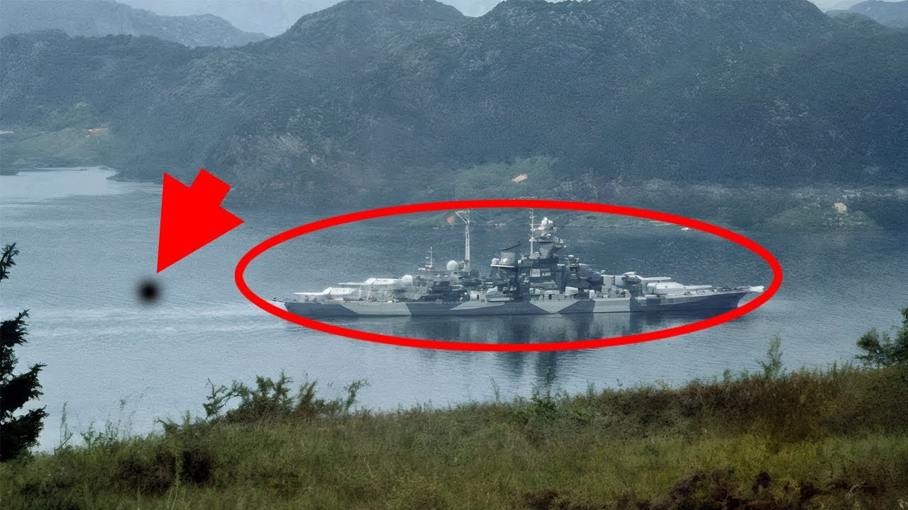 Fyra män i en miniubåt mot Hitlers stoltaste krigsfartyg