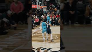 INSANE REVERSE ALLEY OOP😱