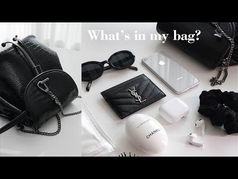 What's in my bag 👜 | Aesthetic