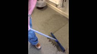 Cleaning altro floor