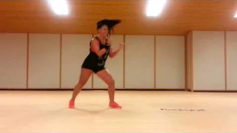 Jessica Busch Zumba 3