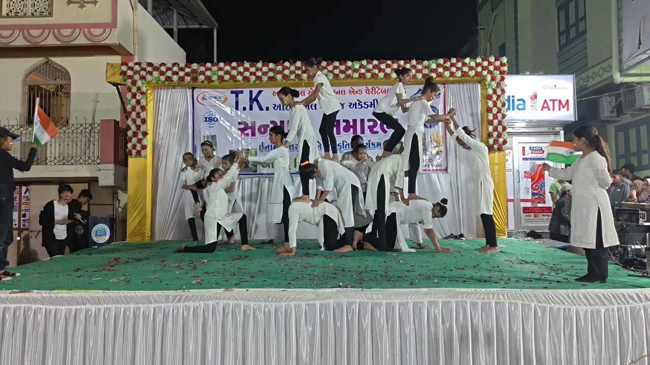 Piramid : Girls Power 