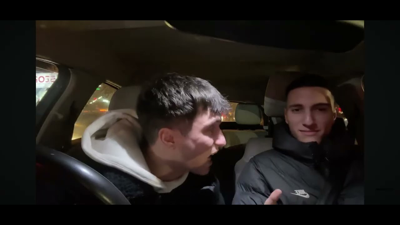 ΑΕΡΑΚΗΣ  ΠΕΤΑΕΙ  ΚΟΝΤΟ ΕΞΩ ΑΠΟ ΑΜΑΞΙ +ΤΣΑΚΩΝΟΝΤΑΙ