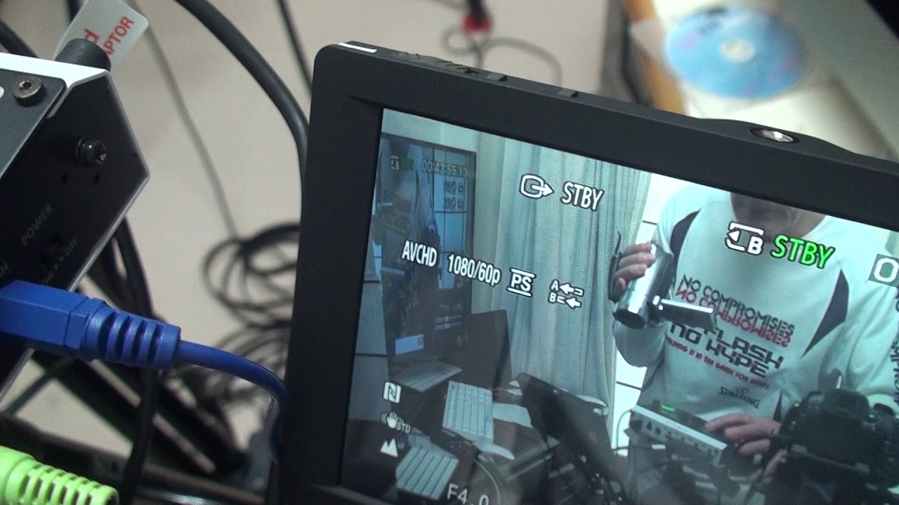 Roland V-02HD MULTI-FORMAT VIDEO MIXER