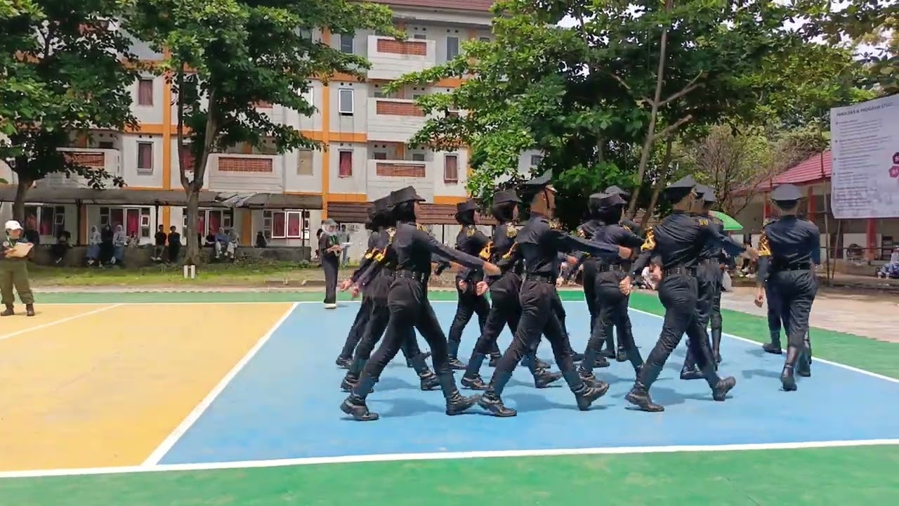 PASKIBRA SMA N 2 MRANGGEN dalam LKBB UNTAG 2024 UNIVERSITAS 17 AGUSTUS 1945 SEMARANG