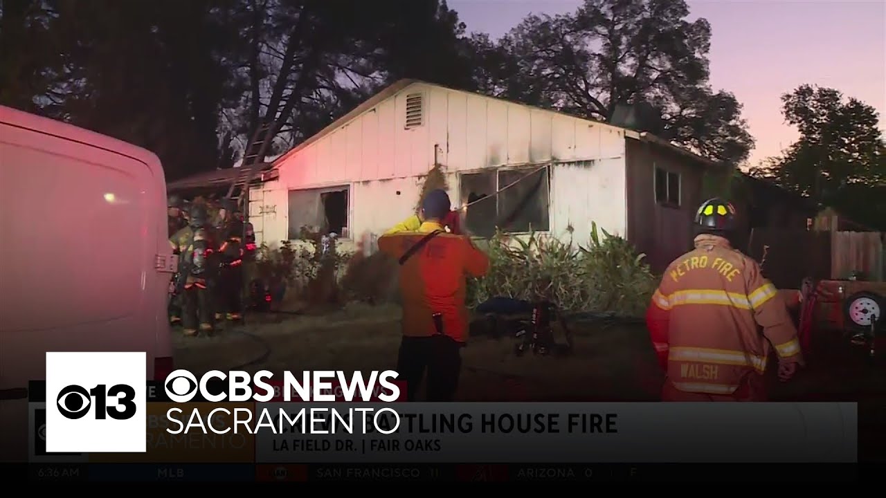 Crews battle early morning house fire in Fair Oaks - YouTube