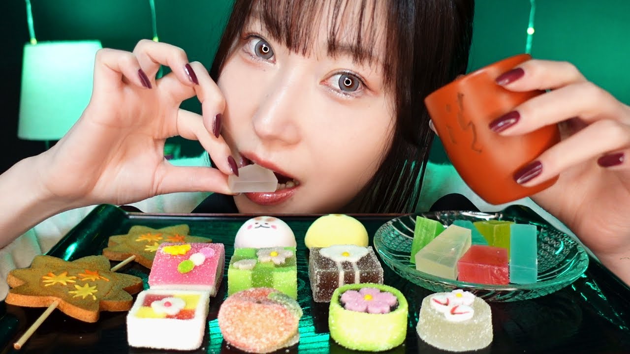 [ASMR] Едим сладости из Киото! [Звуки жевания]
