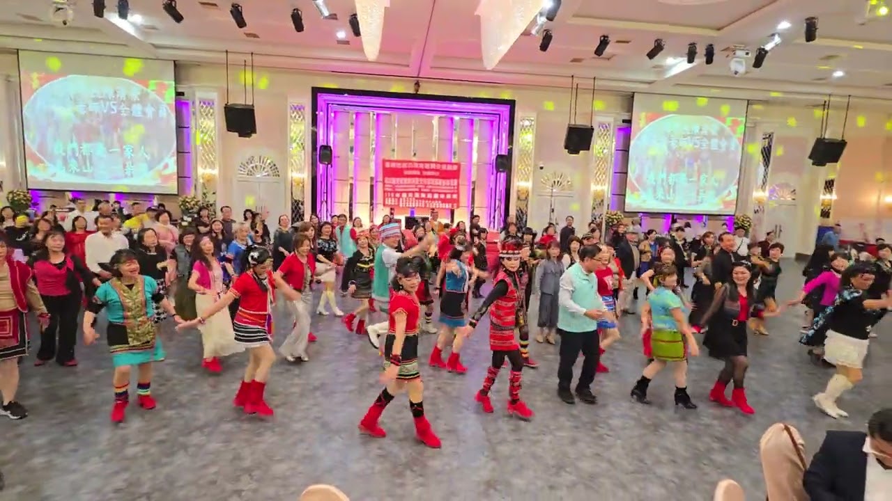 115/2/28成功海克歌唱交流協會~(烏來山下一朵花)理事長&素雲老師帶領會員表演