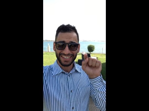 السعادة مش شي بتدور عليه وبتلاقيه السعادة شي موجود جواتك بس اختار انك تكون سعيد