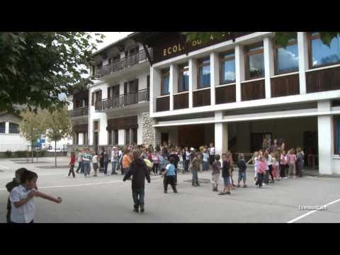 Evacuation test des enfants de l'cole primaire du ...