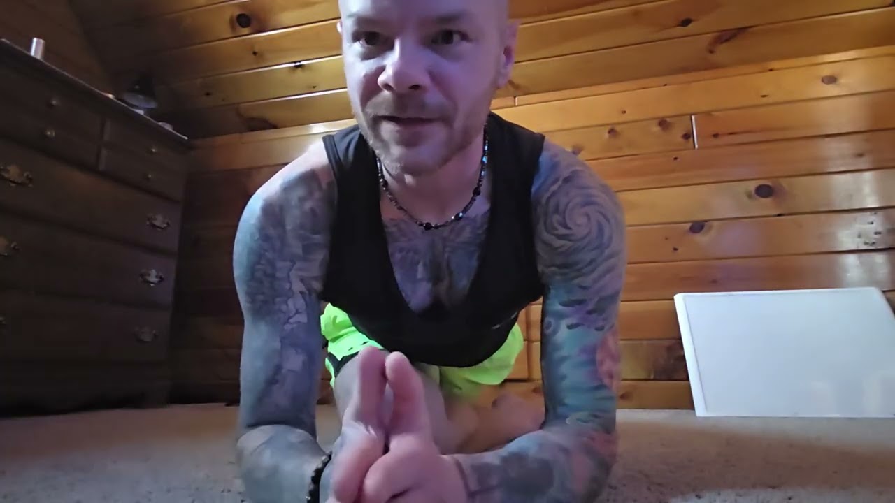 Sunday Stretch #2  hips, hamstrings and shoulders