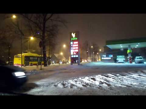 Как экономить топливо стоя в пробке зимой