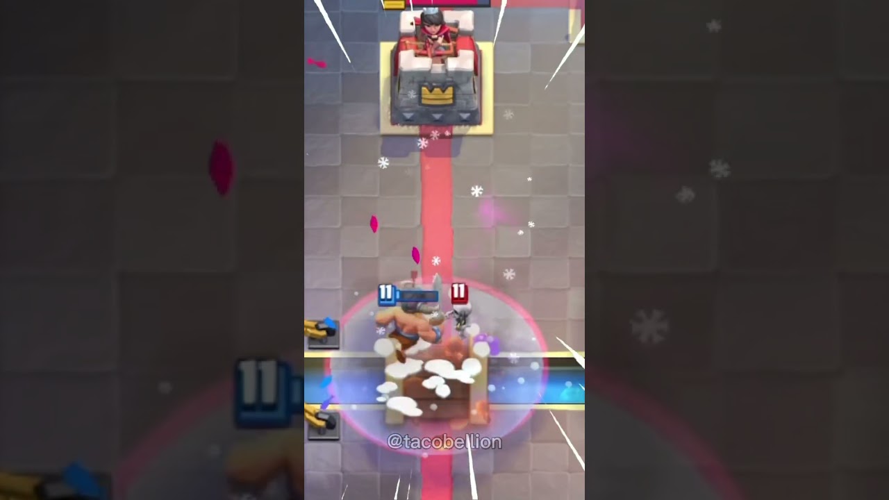 King Larry uses 1% of his power 🤯 #clashroyale
