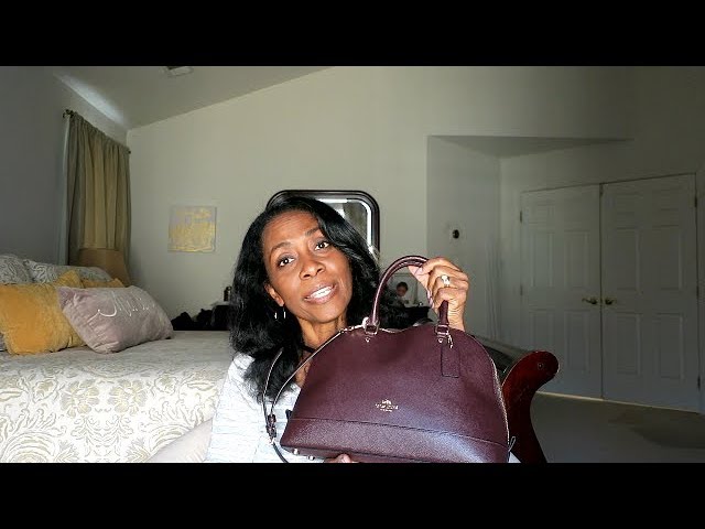 WHAT'S IN MY BAG COACH SIERRA SATCHEL BAG!! 