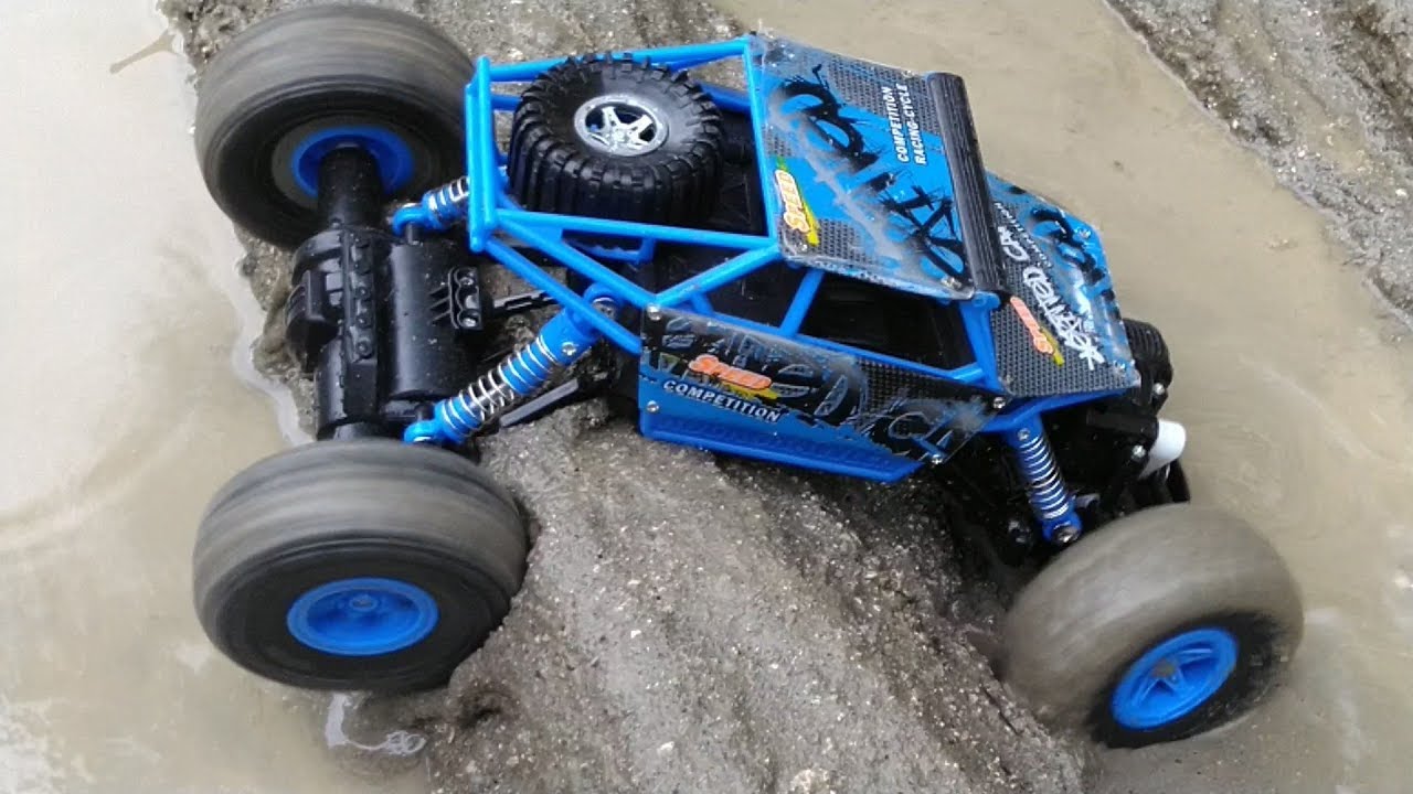 4 WD ROCK CLIMBER RC OFF ROAD IN MUD - ROCK CRAWLER RC TRUCK