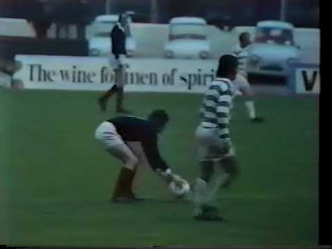 15121973 - Dundee V Celtic - Scottish League Cup Final - Goal