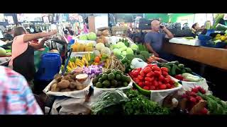 Ambiente Navideño en El Mercadito de Merliot - 24 de Diciembre