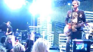 Download Lagu blink-182 - First show back from hiatus (5/14/2009) MP3 Download Lagu blink-182 - First show back from hiatus (5/14/2009) MP3