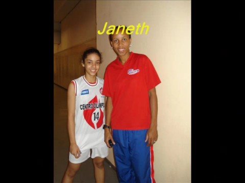 Carol 14 e as Fras do Basquete Brasileiro