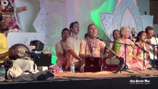 HG Bada Haridas Prabhu Singing in Sadhu Sanga Retreat 2015 on Day 4