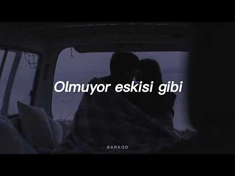 Emre Aydın feat. Model - Bir Pazar Kahvaltısı (Sözleri)