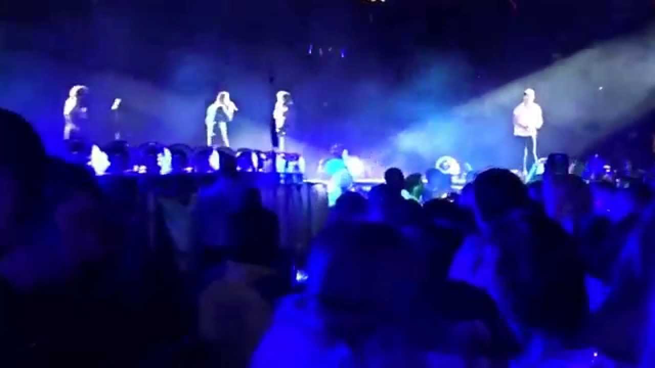 One Direction - Little White Lies - Minneapolis - 7-26-15