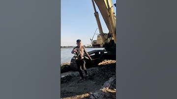 Max tốc độ robot kéo máy xúc #funny #comedy #shorts #robot