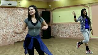Behind the Scenes from Choli Blockbuster rehersals Behind the Scenes from Choli Blockbuster rehersals