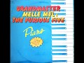 Miniature de la vidéo de la chanson Piano