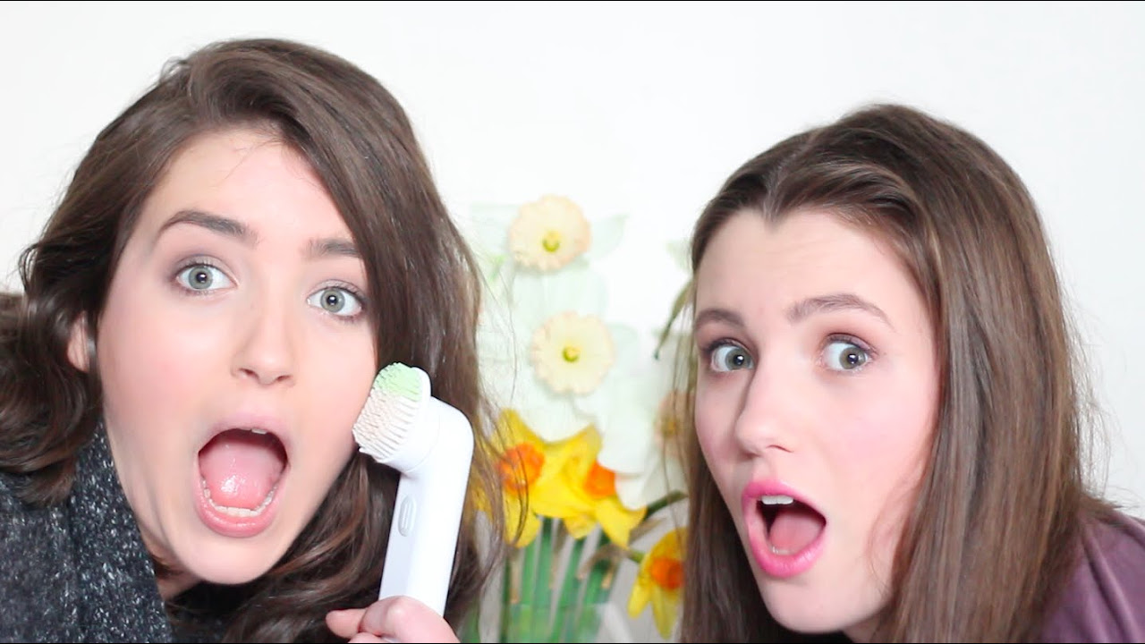 CLINIQUE 超音波ブラシ Clinique Sonic Cleansing Brush: review + first impression - YouTube