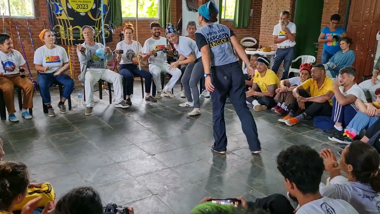 Mestra Gege e Mariana Oba Bangbaye. Evento Abril pra Angola 2023.