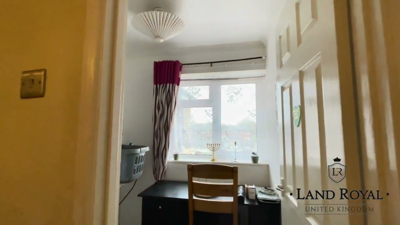 3 Bed 1 Bath Terraced House To Let on Croxley View, WD18 – Bright & Spacious | Land Royal