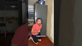 Quando a casa tem só um banheiro #shorts