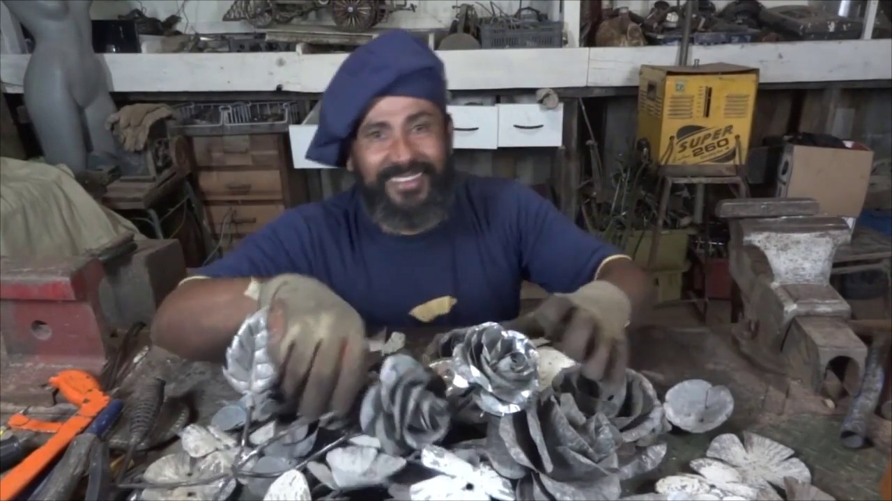 Diy , como fazer Flôres, Outubro Rosa de ferro feita a mão || village art  || village life ||