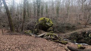 La Grosse Pierre De Villeneuve Sous St Bonnet-Le-Château 42.