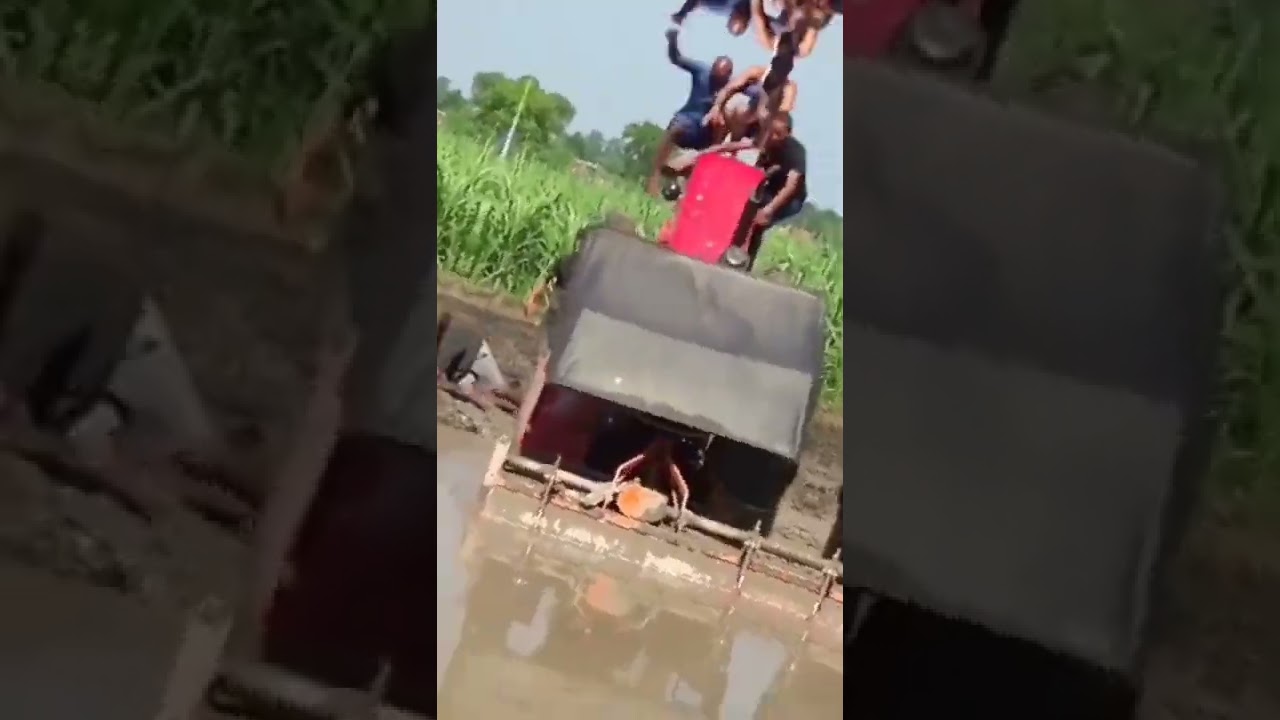 Mahindra Tractor Stuck In Deep Mad River🙄🚜🤔/Mahindra_575