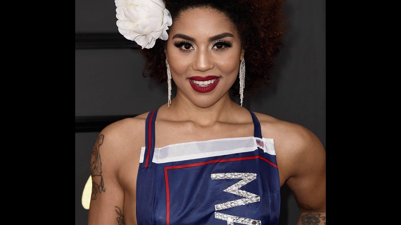 Singer Joy Villa Wears ‘make America Great Again’ Dress At 2017 Grammy Awards Youtube