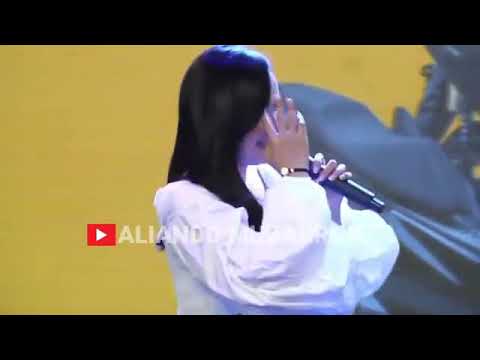 yŕeni inka feat lek supardi maha laju-aku ikhlas