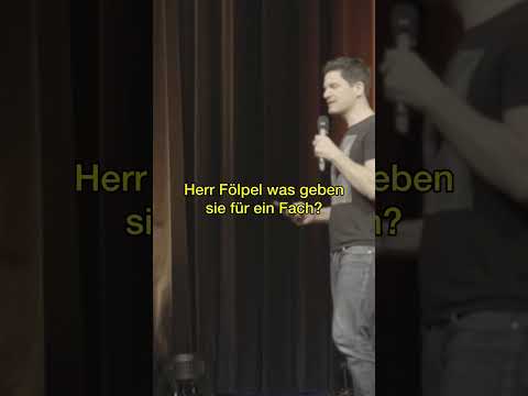 Lehrer sitzt im Publikum!