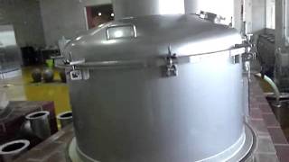 泡盛、蒸留の様子　in　忠孝蔵