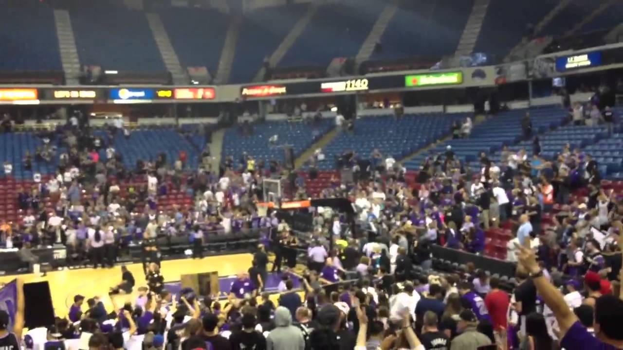 Sacramento Kings Fans Won t Leave After Last Game YouTube sacramento-kings-fans-won-t-leave-after-last-game-youtube