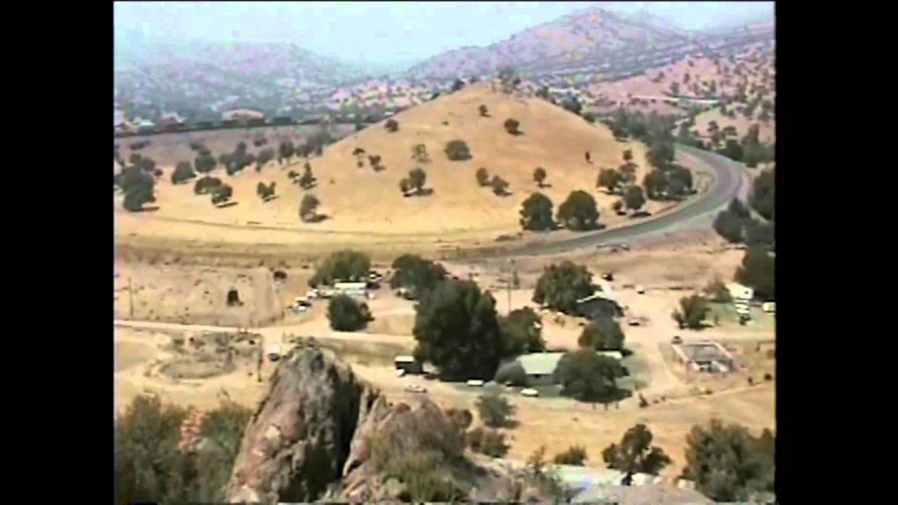 (HD) Railfanning Tehachapi Loop Sept. 1999 - YouTube