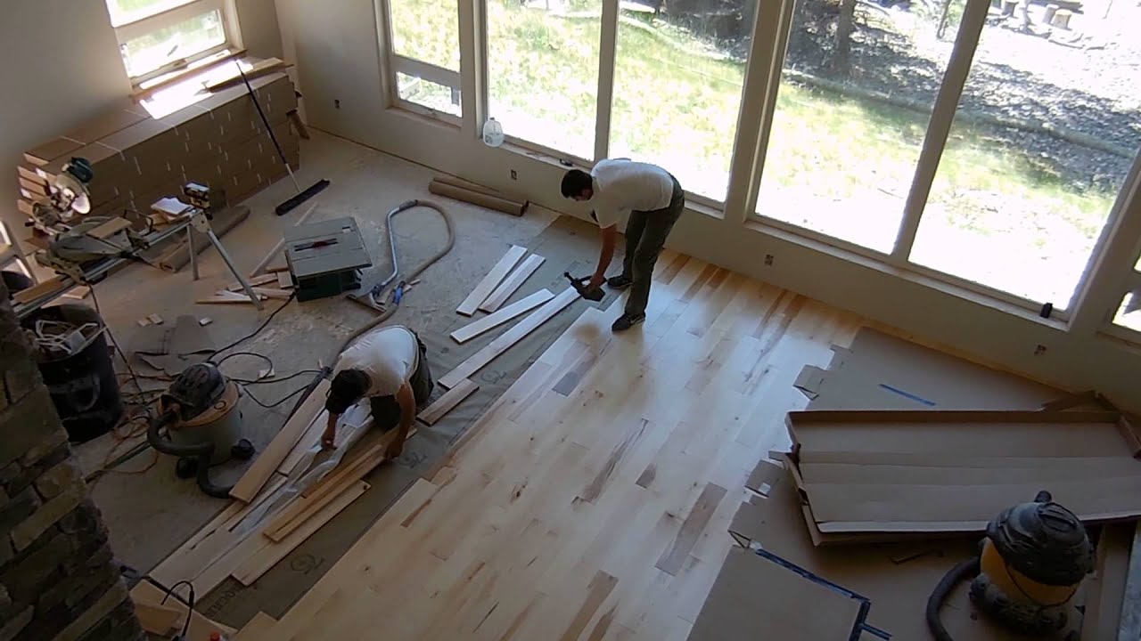 installing a hardwood floor - YouTube