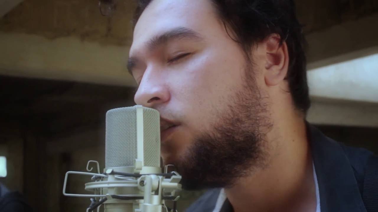 Exiliados - Con Un Paso (VIDEO OFFICIAL)