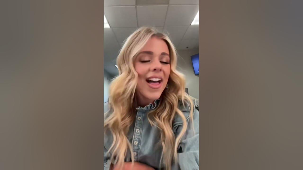 Let me tell you ābout My Jesus! Recreate this video and praise Him with me! š«¶ Let me tell you ābout My Jesus! Recreate this video and praise Him with me! š«¶